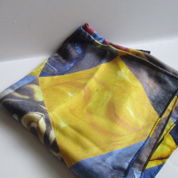 *Silk Blue Yellow Scarf Cubism Surrealism - Philadelphia Museum of Art - Picture 7 of 8